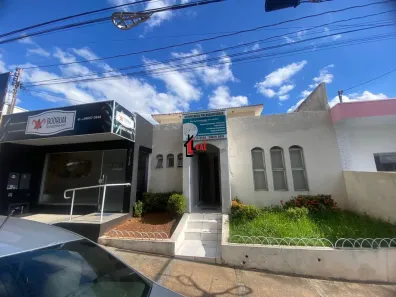 Ponto Comercial com 3 Quartos à venda, 71m² no Vila São Jorge, Presidente Prudente