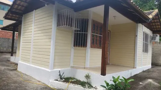 Casa com 2 Quartos à venda, 60m² no Jacaroá, Maricá