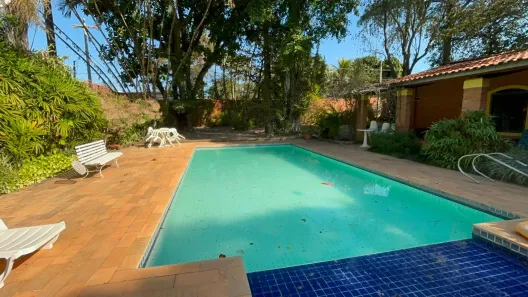 Fazenda/Sítio com 2 Quartos à venda, 218m² no Chácara Lucília, Americana