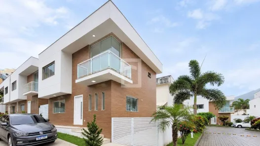 Casa de Condomínio com 3 Quartos para alugar, 124m² no Jacarepaguá, Rio de Janeiro