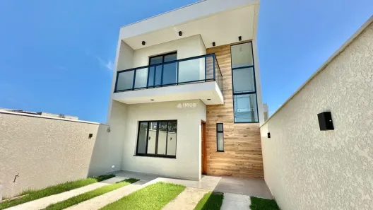 Sobrado com 3 Quartos à venda, 117m² no Guaratuba, Guaratuba