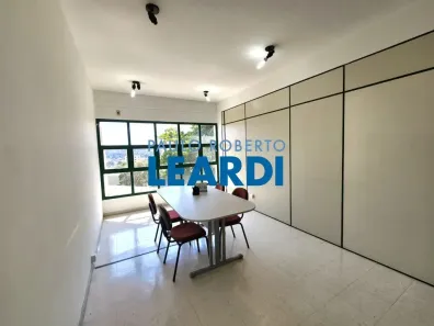 Ponto Comercial à venda, 80m² no Vila Clayton, Valinhos