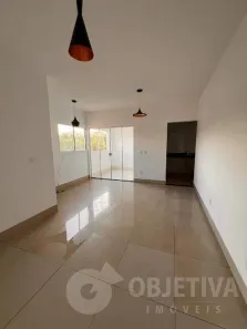 Casa com 3 Quartos para alugar, 87m² no Cidade Jardim, Uberlândia