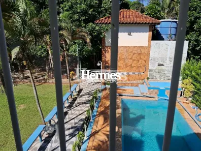 Fazenda/Sítio com 4 Quartos à venda, 300m² no Centro, Cosmópolis