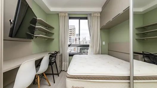 Apartamento com 1 Quarto para alugar, 17m² no Centro, Curitiba