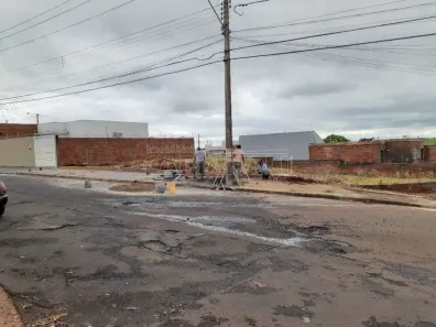 Lote/Terreno à venda, 421m² no Jardim Universal, Araraquara