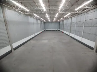 Galpão/Depósito/Armazém para alugar, 2000m² no Caxias do Sul, Viana