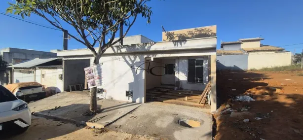 Casa com 2 Quartos à venda, 65m² no Ajuda de Cima, Macaé