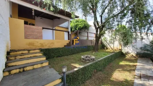 Casa com 2 Quartos à venda, 188m² no São Pedro, Juiz de Fora