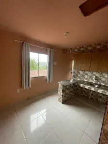 Casa com 2 Quartos para alugar, 50m² no Araçatiba, Maricá