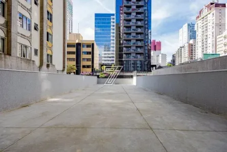 Apartamento com 2 Quartos à venda, 64m² no Centro, Curitiba