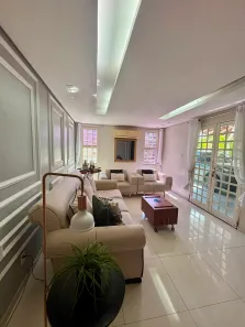 Sobrado com 3 Quartos à venda, 250m² no Nova Esperança, Manaus