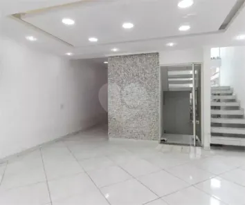 Sobrado com 3 Quartos para alugar, 280m² no Parque Savoy City, São Paulo