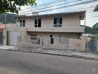 Casa com 5 Quartos à venda, 180m² no Nações, Balneário Camboriú