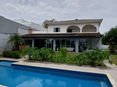 Casa com 4 Quartos à venda, 285m² no Cidade Jardim, Uberlândia