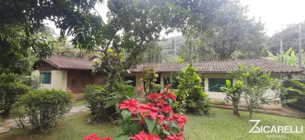 Casa com 7 Quartos à venda, 1800m² no Penedo, Itatiaia