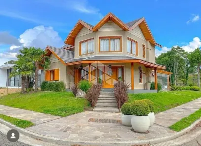 Casa com 3 Quartos à venda, 226m² no Carniel, Gramado
