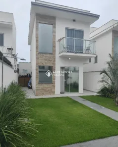 Casa com 2 Quartos para alugar, 100m² no Campeche, Florianópolis