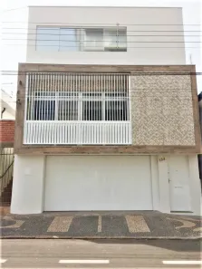 Sobrado com 3 Quartos para alugar, 349m² no Centro, Araras