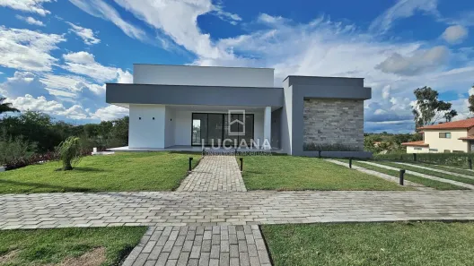 Casa de Condomínio com 4 Quartos à venda, 318m² no Gravatá Centro, Gravatá