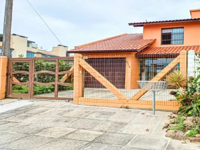Casa com 2 Quartos à venda, 126m² no Capão Novo, Capão da Canoa
