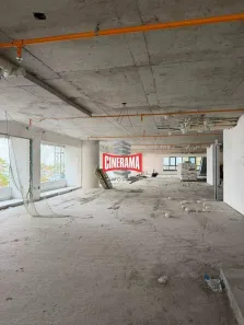 Sala Comercial para alugar, 350m² no Cerâmica, São Caetano do Sul