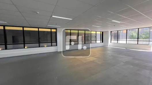 Sala Comercial para alugar, 242m² no União de Vila Nova, São Paulo