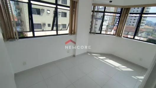Sala Comercial à venda, 57m² no Campo Grande, Santos