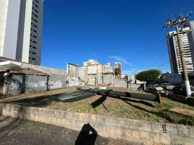 para alugar, 418m² no Centro, Marília