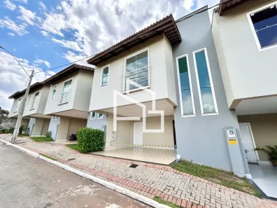 Casa de Condomínio com 3 Quartos à venda, 132m² no Residencial Center Ville, Goiânia