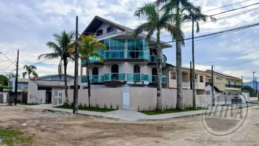 Casa com 4 Quartos à venda, 300m² no , Matinhos