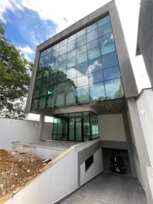 Prédio Comercial para alugar, 1000m² no Vila Firmiano Pinto, São Paulo