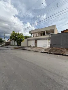 Sobrado com 5 Quartos à venda, 317m² no Capuava, Goiânia