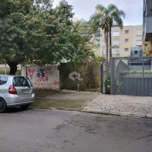 Lote/Terreno à venda, 300m² no Rio Branco, Porto Alegre