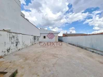 Casa com 2 Quartos para alugar, 56m² no Jardim Portinari, Franca