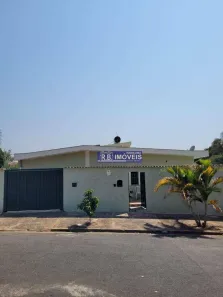 Casa com 3 Quartos à venda, 244m² no Jardim Madalena, Campinas