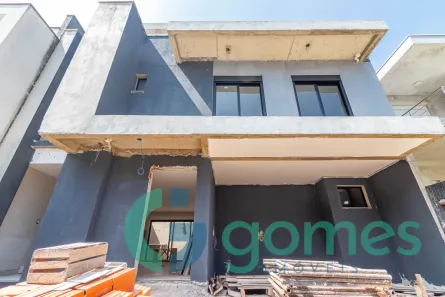 Casa de Condomínio com 3 Quartos à venda, 224m² no Xaxim, Curitiba