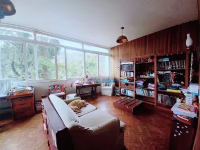 Casa com 4 Quartos à venda, 233m² no Cascata dos Amores, Teresópolis