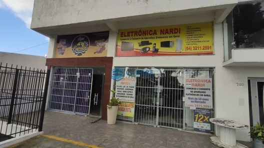 Imóvel Comercial para alugar, 80m² no Marechal Floriano, Caxias do Sul