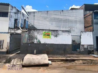 Casa com 10 Quartos à venda, 200m² no Setor Tradicional, Brasília