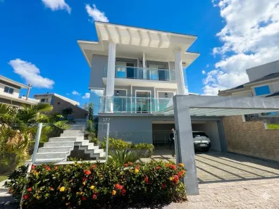 Casa com 4 Quartos à venda, 315m² no Pedra Branca, Palhoça