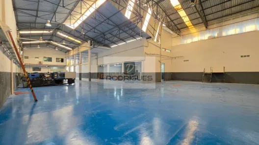 Galpão/Depósito/Armazém para alugar, 1800m² no Campestre, Santo André