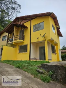 Casa com 3 Quartos à venda, 82m² no Parque Das Acacias, Paty do Alferes