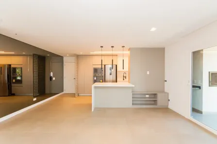 Apartamento com 3 Quartos para alugar, 87m² no Campo Comprido, Curitiba