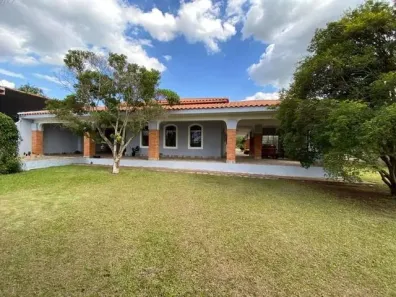 Fazenda/Sítio com 3 Quartos à venda, 318m² no Parque das Árvores, Boituva