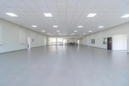 Galpão/Depósito/Armazém com 1 Quarto para alugar, 585m² no Campo Comprido, Curitiba