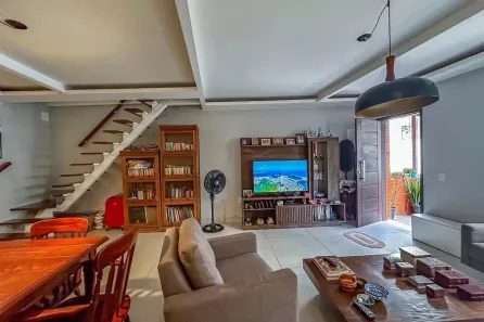Casa com 3 Quartos à venda, 180m² no Cosme Velho, Rio de Janeiro