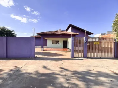 Casa com 3 Quartos à venda, 213m² no Parque Alvorada, Dourados