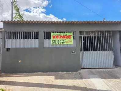 Casa com 3 Quartos à venda, 112m² no Recanto das Emas, Brasília