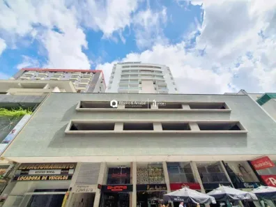 Apartamento com 2 Quartos à venda, 75m² no Centro, Juiz de Fora